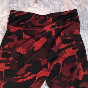 Red Camo leggings